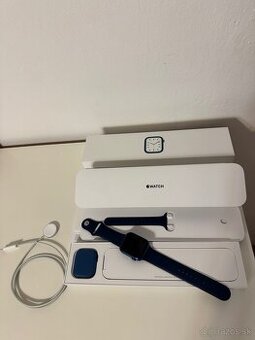 Apple Watch Series 7 – 45 mm, modré