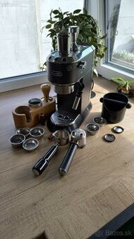 DeLonghi EC 685.BK DEDICA