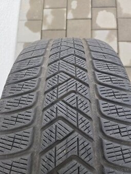 Kvalitné Zimné Pirelli Scorpion 255/50 R19 hĺbka dezénu 6.5