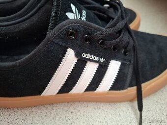 ADIDAS tenisky
