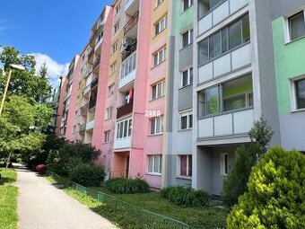 Terasa - ul. Slobody, 3 izbový byt 65 m2 + loggia.