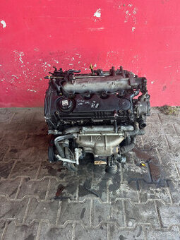 Motor Fiat Stilo 1,9 JTD 192A1000 85KW Kompletní