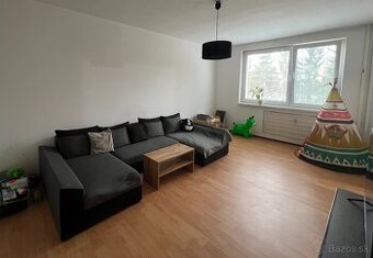 PREDAJ 3 izbového veľkometrážneho bytu