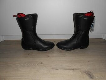 Predam nove damske kozene moto cizmy znacky IXS TOUR