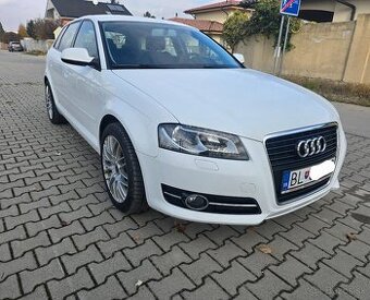 Audi A3 2012, 1.2 benzin 77kW po servise - 1