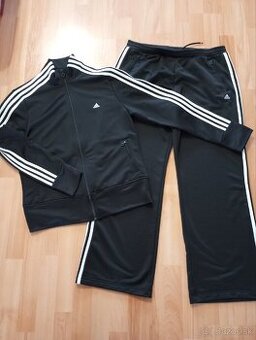 Dámska tepláková súprava Adidas