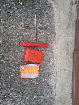 Núdzová výbava auto