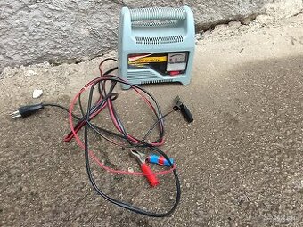 autonabijacka 12v 6A