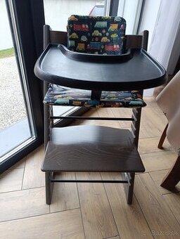 Stokke tripp trapp jedálenská stolička