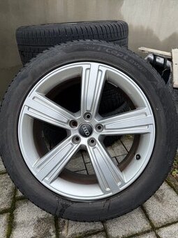 Elektróny originál Audi 5x112 235/50R19 M+S