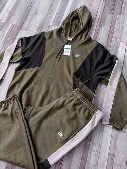 Tepláková súprava Nike nová