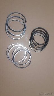 NOVÉ piestne krúžky škoda veterány