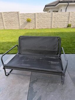 Rozkladacia záhradná pohovka