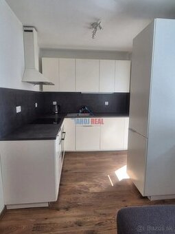 2- IZB BYT v NOVOSTAVBE,  PARKING,