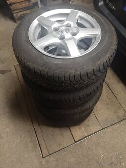Zimné pneu185/65-15 na Al diskoch PEUGEOT, CITROEN
