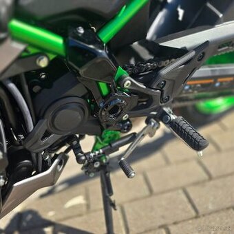 Kawasaki Z900 SE 2025