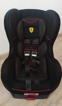 Autosedačky Ferari
