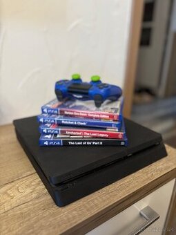 Playstation 4 + hry