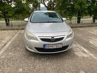 Opel Astra J SportsTourer