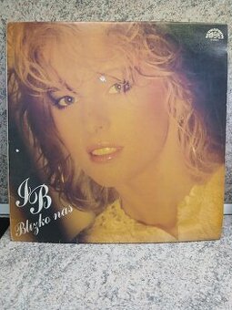 Iveta Bartošová – Blízko Nás - 1