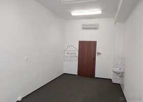 ✔️ Malá miestnosť pre Vašu činnosť - 20 m2, Slovenská ul.