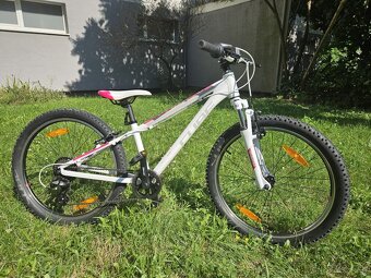 Detsky bicykel CUBE ACCESS 240 White n Red