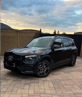Mercedes Benz GLB 220