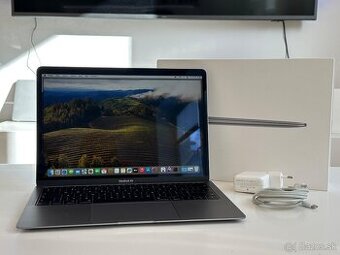 MacBook Air 2019 / 1 rok záruka / Batéria vo výbornom stave
