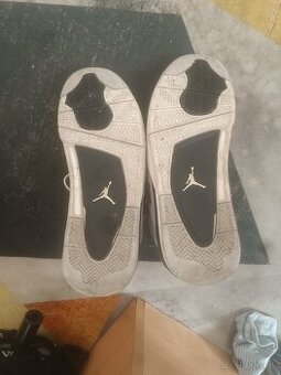 Air Jordan 4 Military black