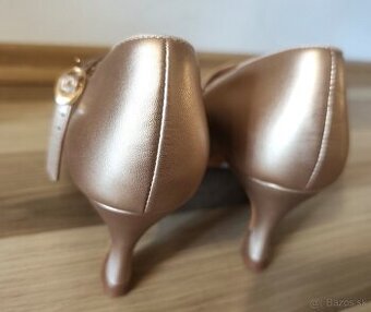 SUPER CENA:TANEČNÉ TOPÁNKY ŠTANDART č.37