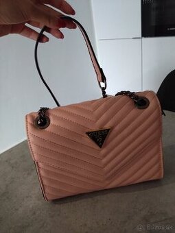 Kabelka Guess