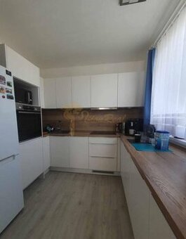 2-izb. byt,Pri Hrubej lúke,Dúbravka, parkovacie státie, pivn