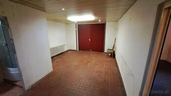 Priestor pre služby, sklad, garáž a pod.