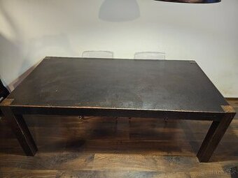 Kozeny jedalensky stol