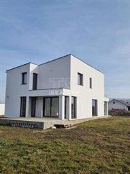 Luxusný 5izbový rodinný dom v prestížnej lokalite...