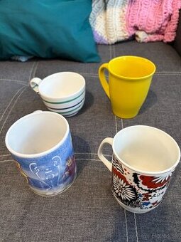 darujem hrnčeky za odvoz