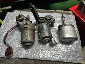 Motorček stieračov zetor/lada