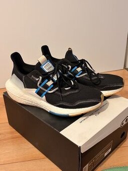 Adidas Ultraboost 22 x Parley 44