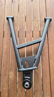 Spodní ramena Polaris Khaos