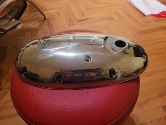 Lesteny kryt spojky pre JAWA CZ 175-450