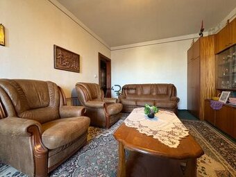 Na predaj: 2 izb.byt v CENTRE mesta + 2x BALKÓN, ŠATNÍK, PIV