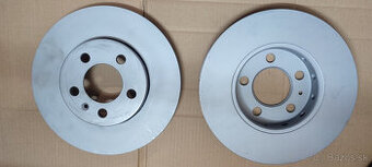 Predné  brzdové kotúče a dostičky na škoda