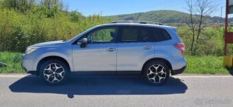 SUV Subaru Forester 2.0 benzin PLATINUM MANUALNA6 PREVODOVKA