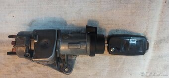 Spinacia skrinka na Passat B5