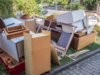 🔥 VYPRATANIE BYTU, DOMU A ODPADU DO 24 HODÍN 🔥