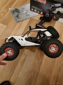 ND na RC auto Across Storm