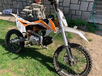 KTM125