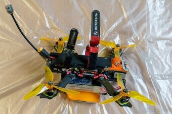Analóg FPV drony a príslušenstvo