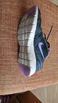 Nike botasky
