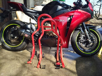 Honda CBR1000RR SC59 rv.2008